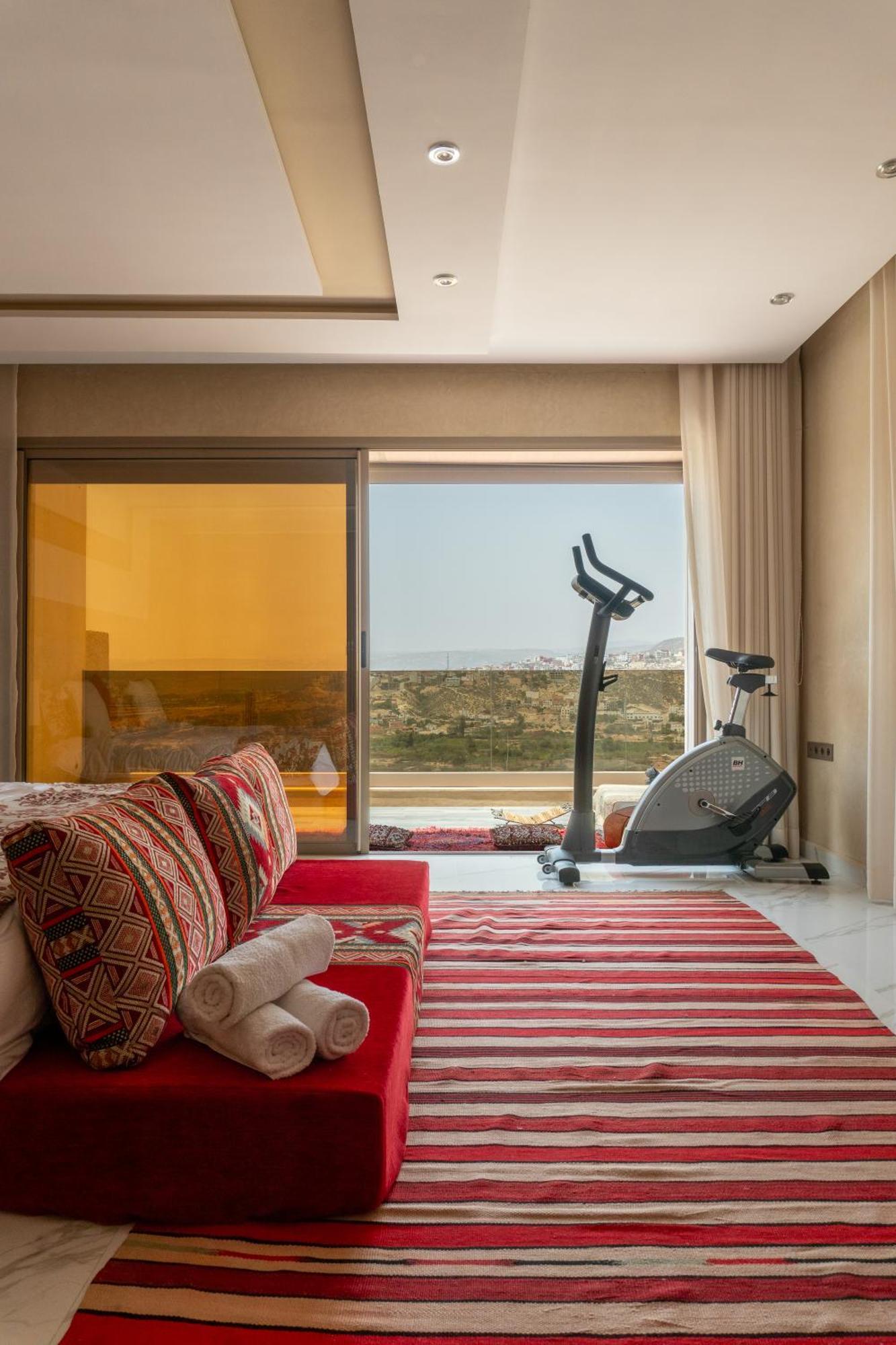 Tayyurt Surf Camp Tamraght Aourir Hostel Imi Mikki Luaran gambar