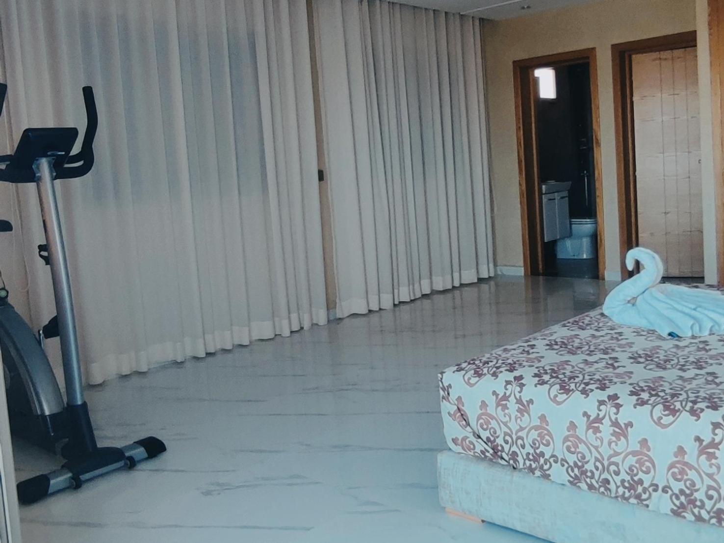 Tayyurt Surf Camp Tamraght Aourir Hostel Imi Mikki Bilik gambar